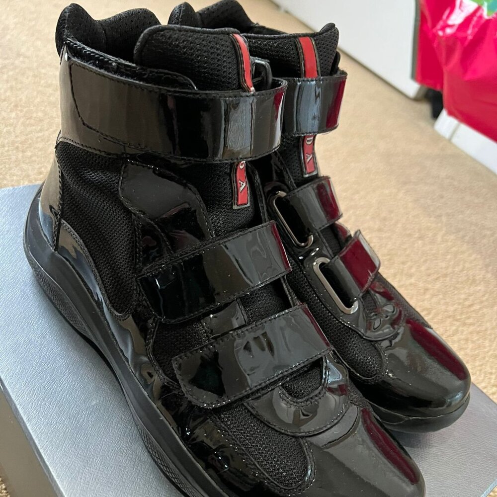 Prada Mens Vernice Bike Patent Leather Sneakers- 4T2231